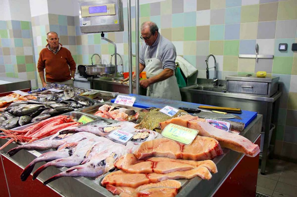 Sesimbra Local Market